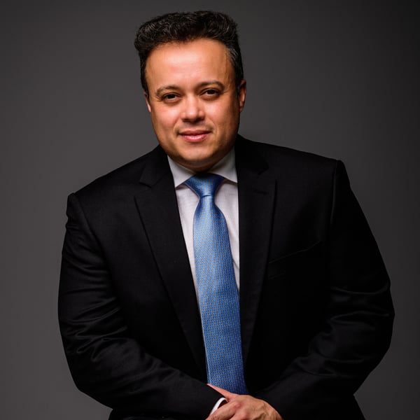 Dr. Daniel Martins - Fundador e CEO da DRS Advogados